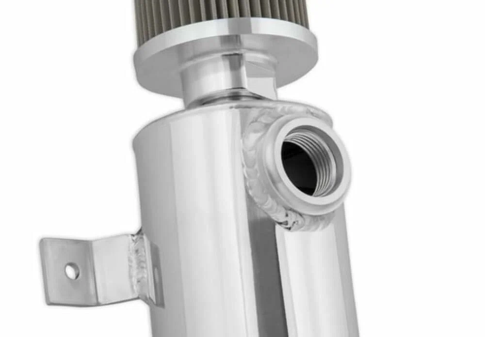 Earl's Breather Tank _ Catch Can - CT101ERL