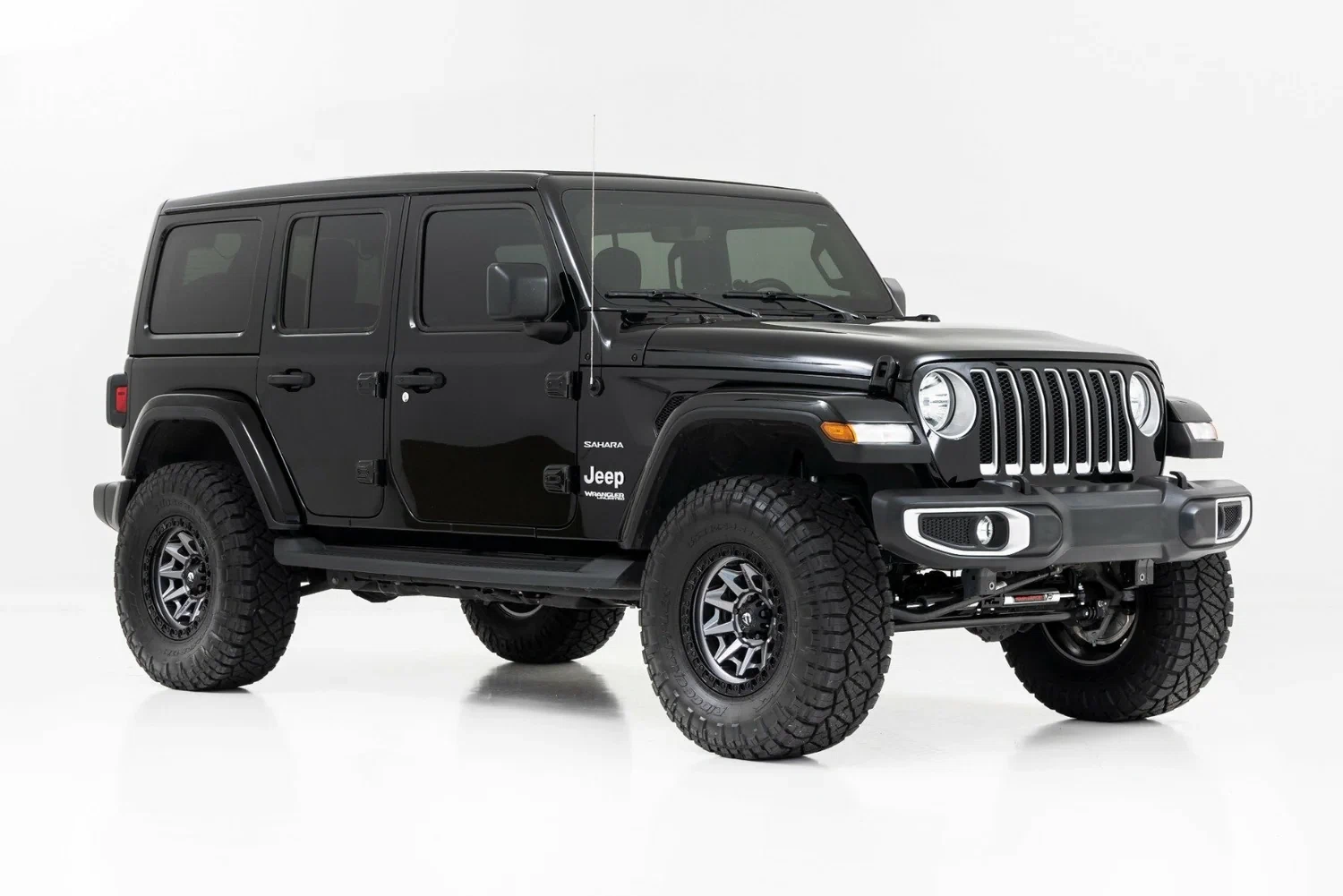 Fits Jeep Wrangler Unlimited 4WD (2024) 2.5 Inch Lift Kit; Coils; 79330