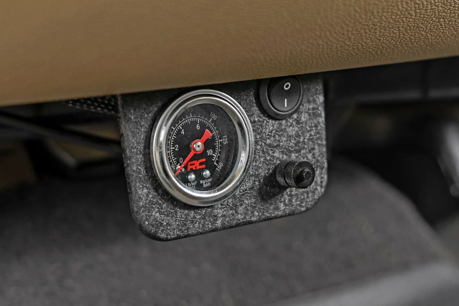 Onboard Air Bag Compressor Kit w_Gauge 10100