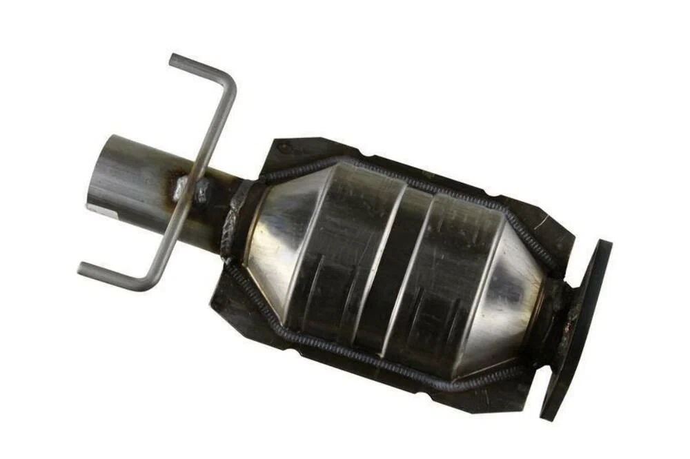 Schultz 7713350 Direct-Fit Converter for 1995 - 2002 Lincoln Continental 4.6L